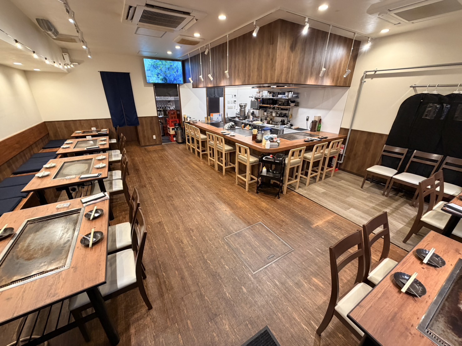 もんじゃ駒と 西五反田の店内